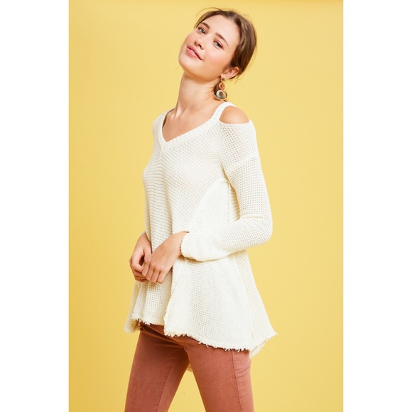 NWT Flared High Low Cold Shoulder Sweater - Picture 1 of 3